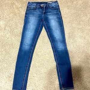 Day trip Virgo Skinny size 27L